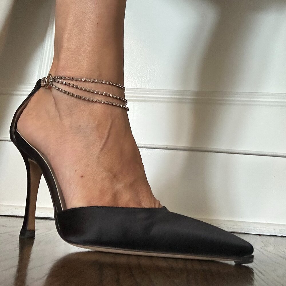 Manolo Blahnik Black Satin Evening Heels with Rhinestone Chains (sz. 37)